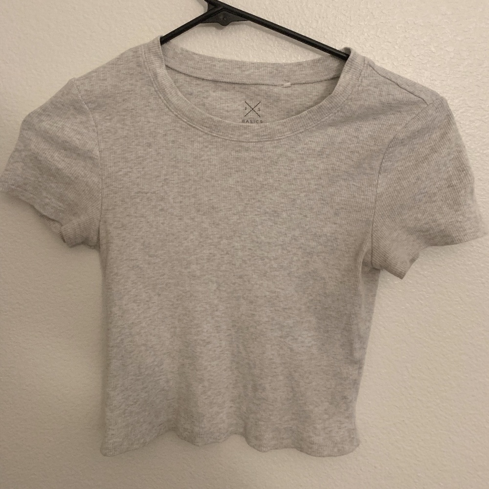 PacSun Grey Crop Top